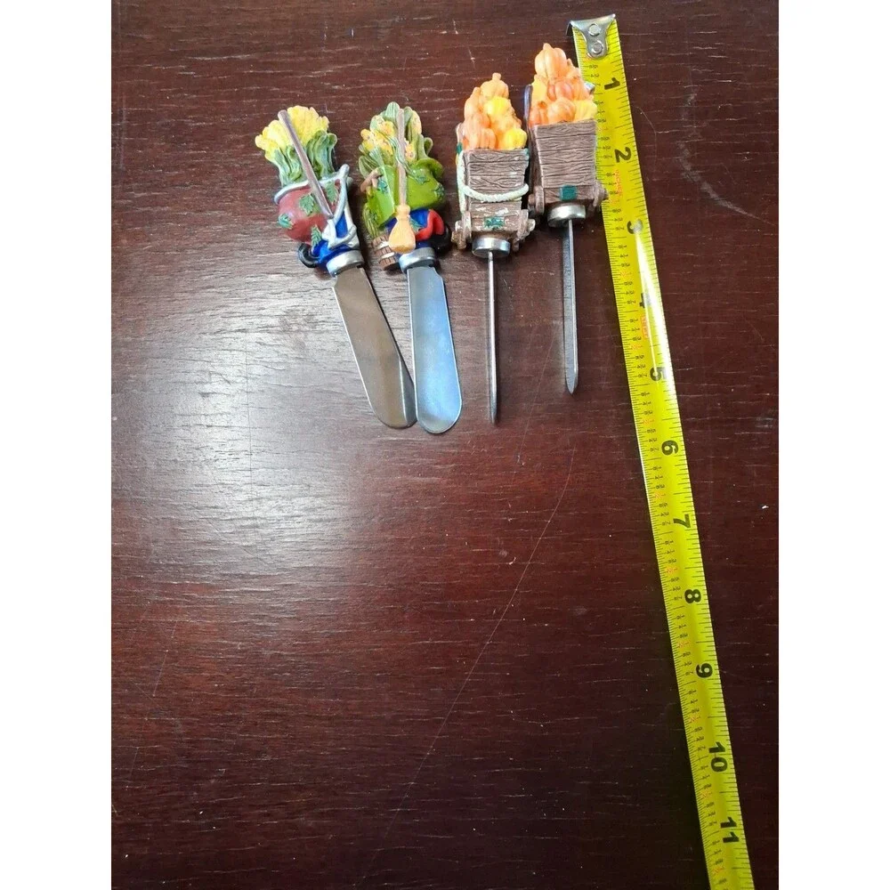 Set Of 4 Halloween/Fall Butter/Cheese Spreaders